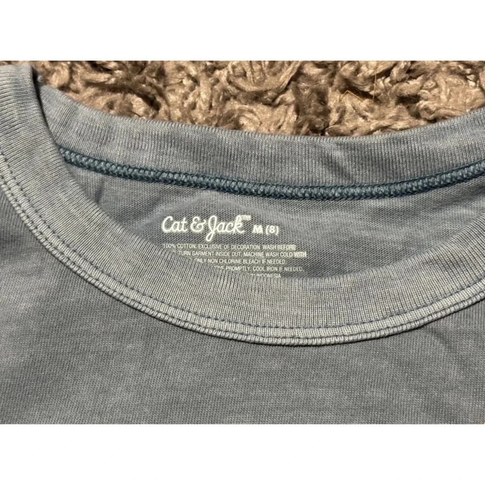 Boys M(8) Blue Tshirt - Cat & Jack